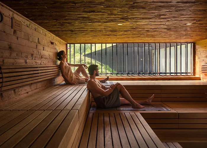 Falkensteiner L 4 Star Superior מלון 4*