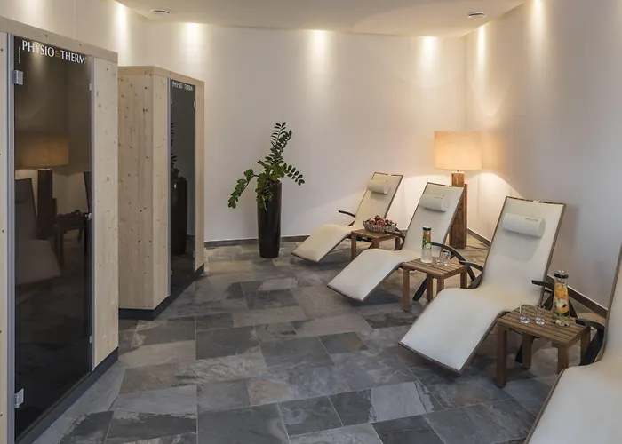 Falkensteiner L 4 Star Superior